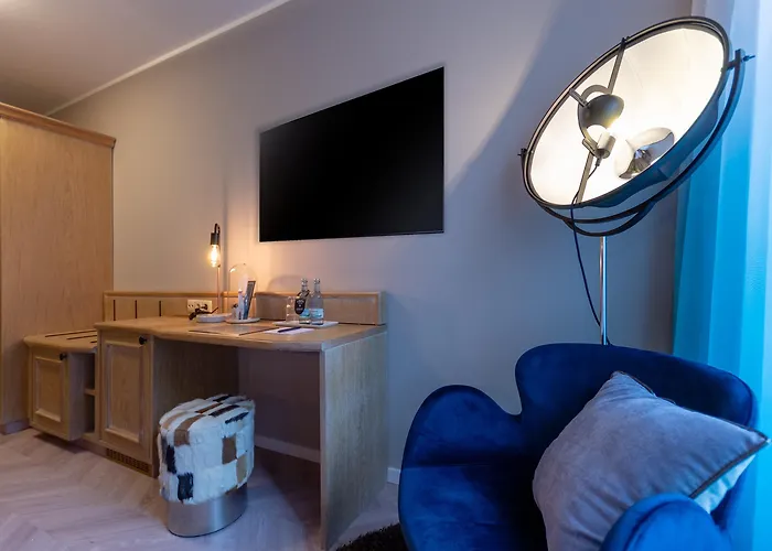 Отель Arthotel Ana Aura 3*