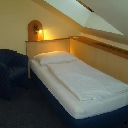 Arthotel Ana Aura Hotel 3*