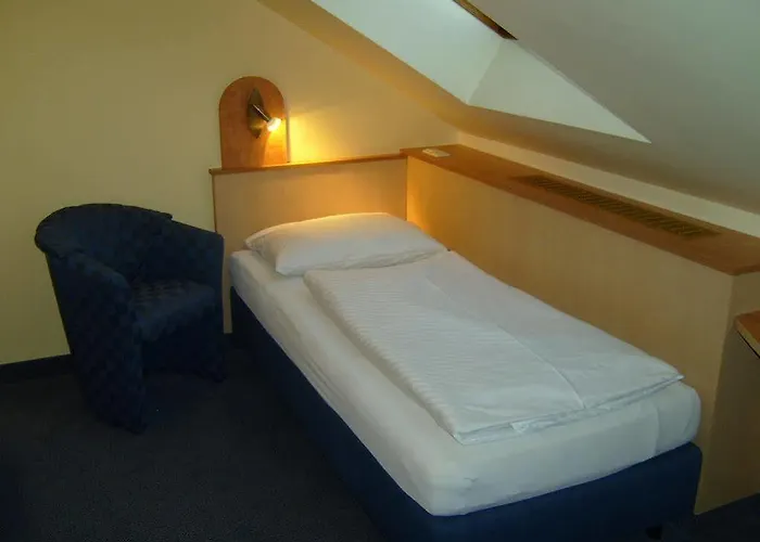 Arthotel Ana Aura Otel 3*